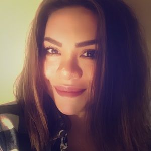 Meet your Posher, Valentina